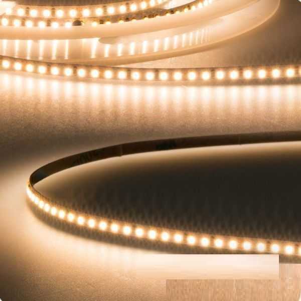 Warmweißer LED Streifen 24V 6W/m 5m